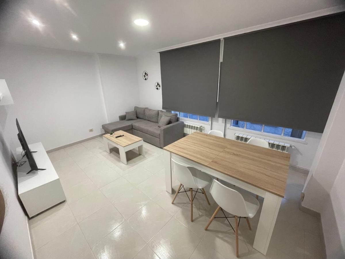 Apartamentos Demar Luis Casais O Grove Εξωτερικό φωτογραφία