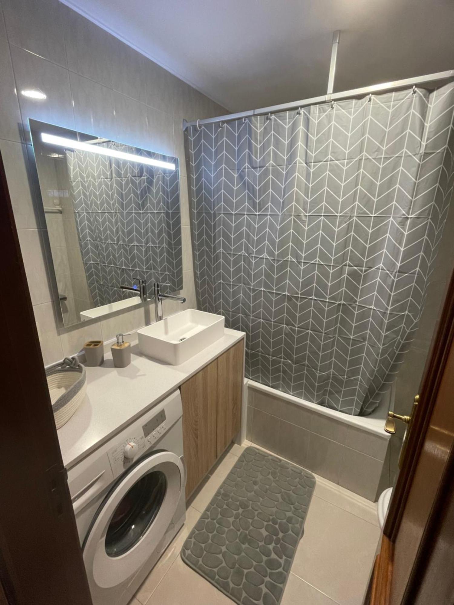 Apartamentos Demar Luis Casais O Grove Εξωτερικό φωτογραφία