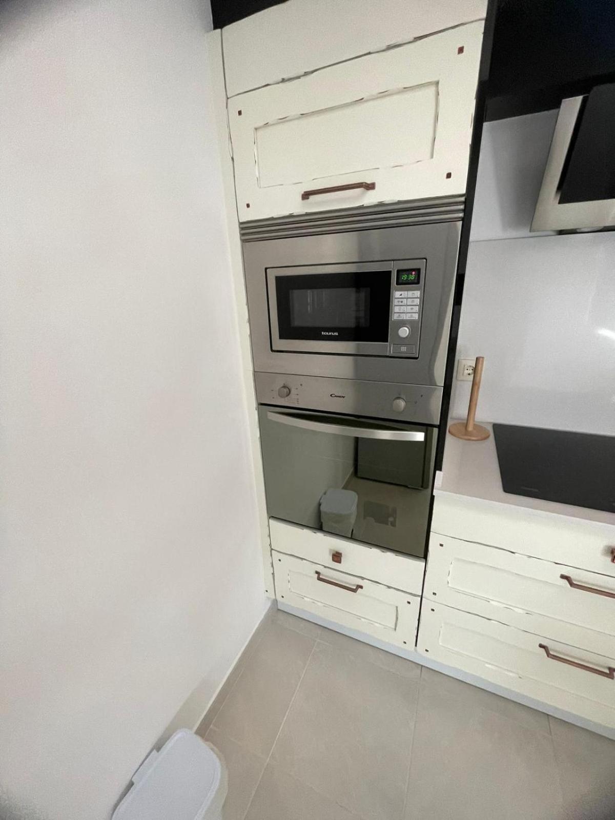 Apartamentos Demar Luis Casais O Grove Δωμάτιο φωτογραφία