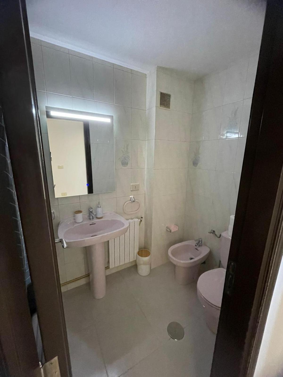 Apartamentos Demar Luis Casais O Grove Δωμάτιο φωτογραφία