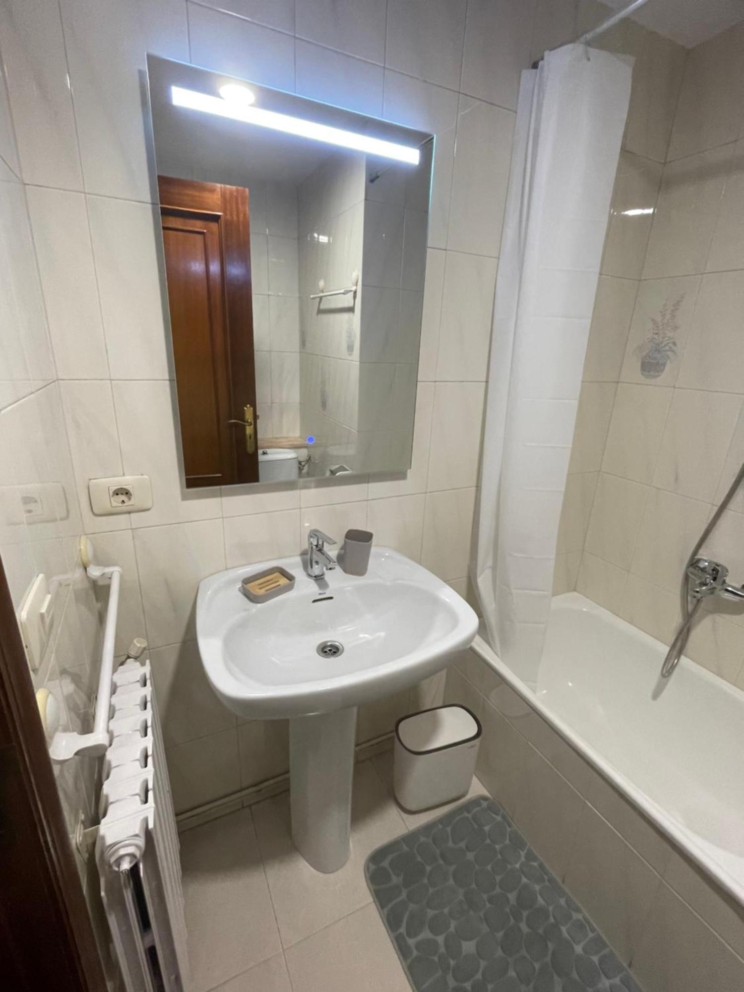 Apartamentos Demar Luis Casais O Grove Δωμάτιο φωτογραφία